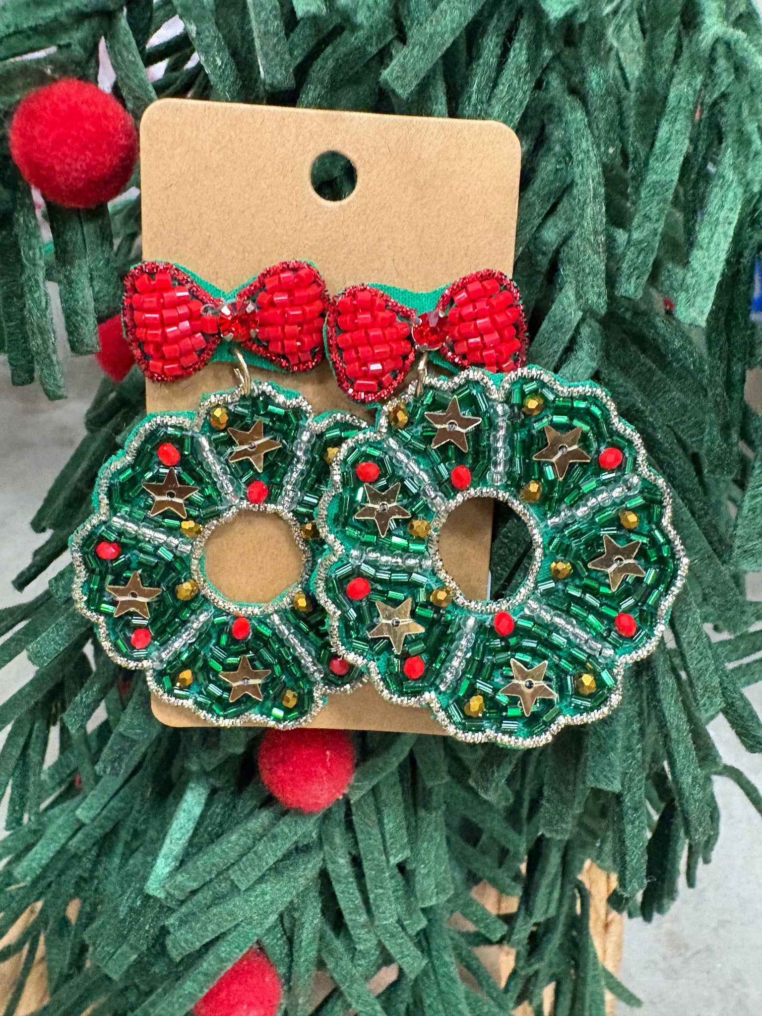 Green Wreath Beaded Earrings